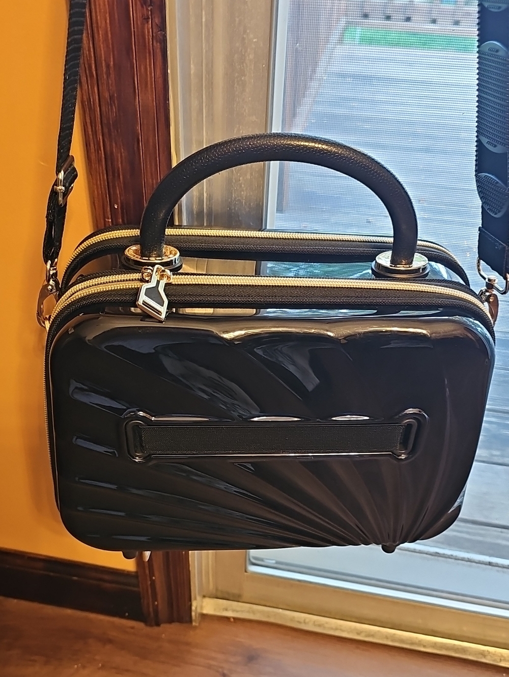Glossy Black Cosmetic Case with Top Handle and Detachable Strap